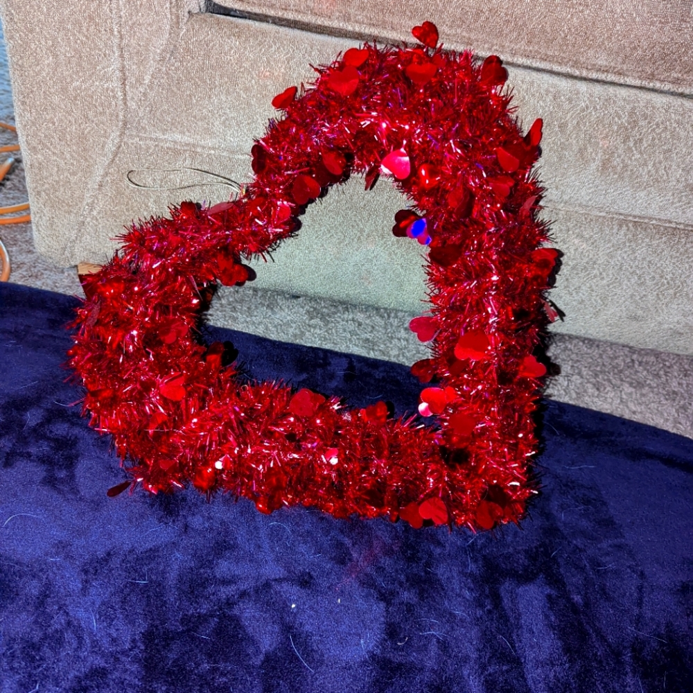 Valentine heart hanger for door wall etc